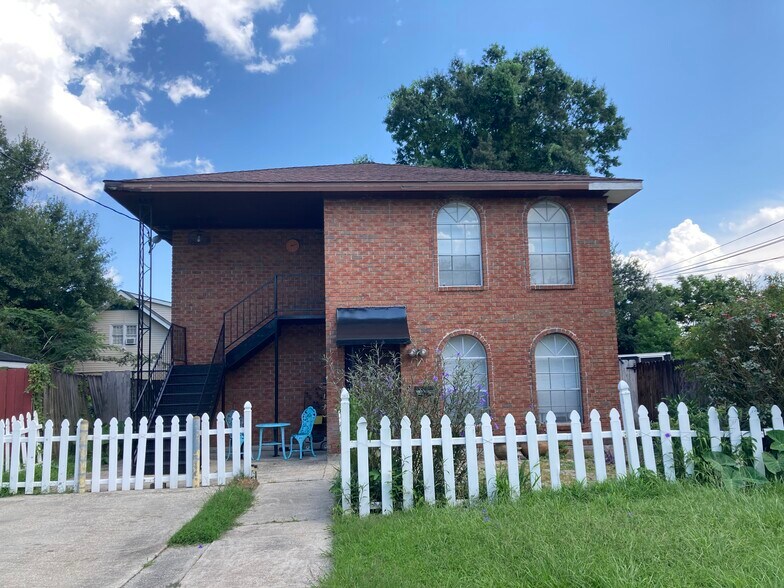 Primary Photo - 1114 Williams Blvd