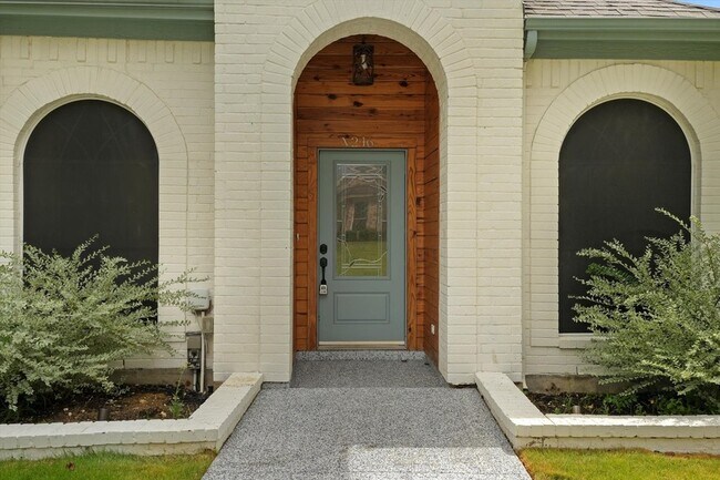 Building Photo - 1216 Bold Forbes Dr
