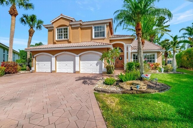 Primary Photo - 19314 King Palm Ct