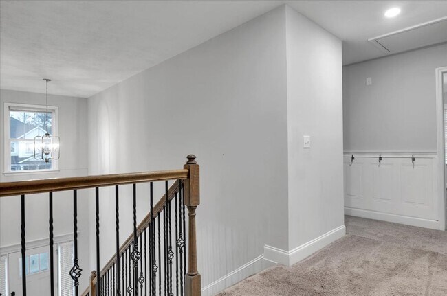 Building Photo - 1883 BEAUTIFUL HOME