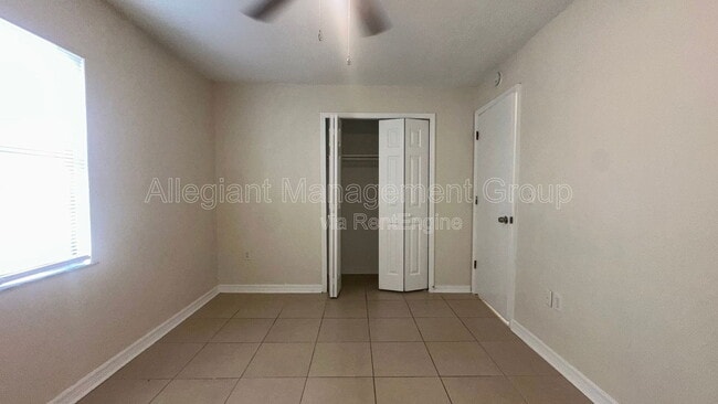 Building Photo - 165 Toluca Dr