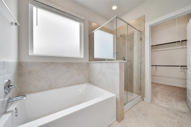 Building Photo - 12107 Willow Holw Ln