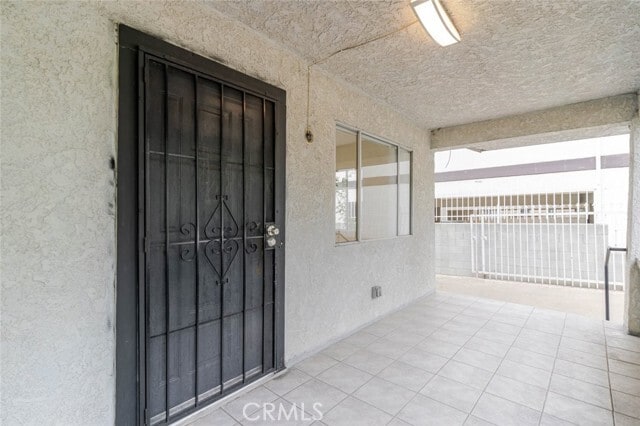 Building Photo - 818 E Windsor Rd