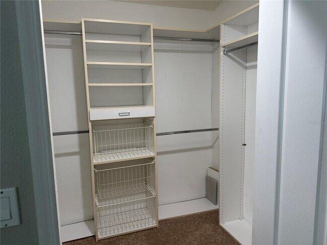 Building Photo - 10609 Chambers Dr