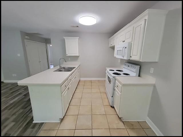 Building Photo - 183 Charles Dr