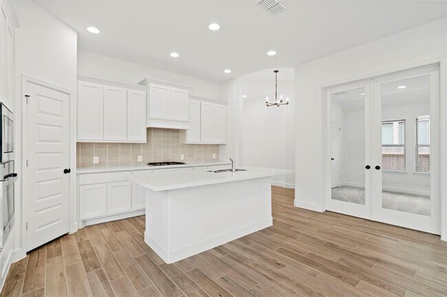 Building Photo - 27106 Cutleaf Daisy Ct