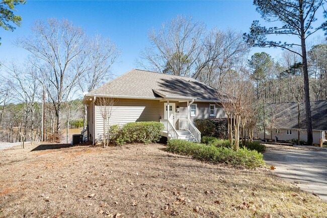Building Photo - 108 Horseshoe Cir
