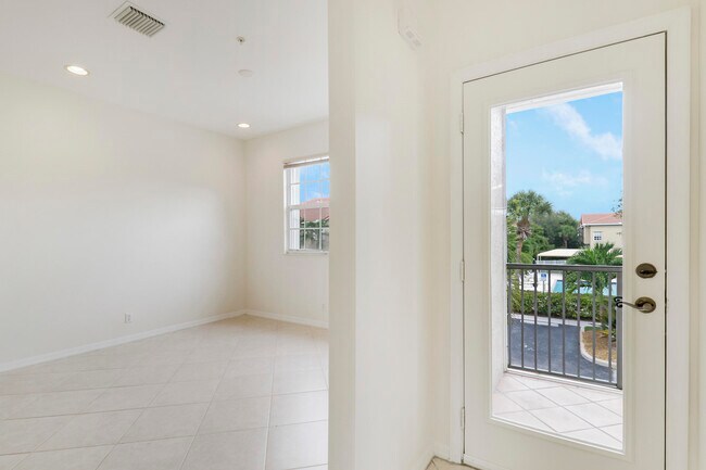 Building Photo - 110 Lighthouse Cir