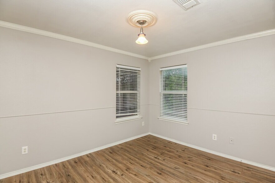 Building Photo - 239 Centennial Pl