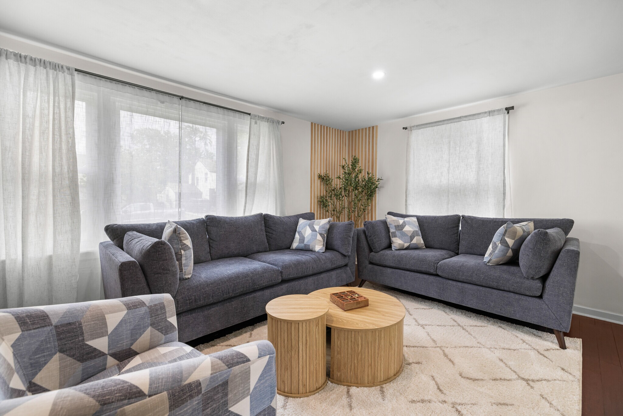 High Quality furniture from Raymour & Flanigan - 34 Marquette Ave