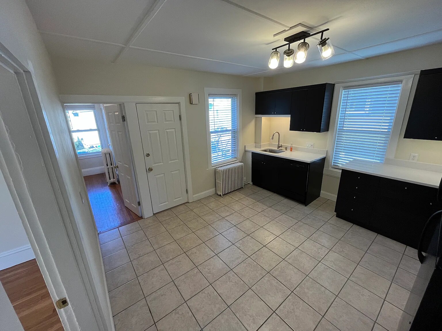 Building Photo - 29 Watts St