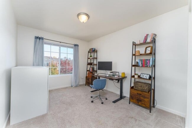 Building Photo - 2783 Au Gres River Dr