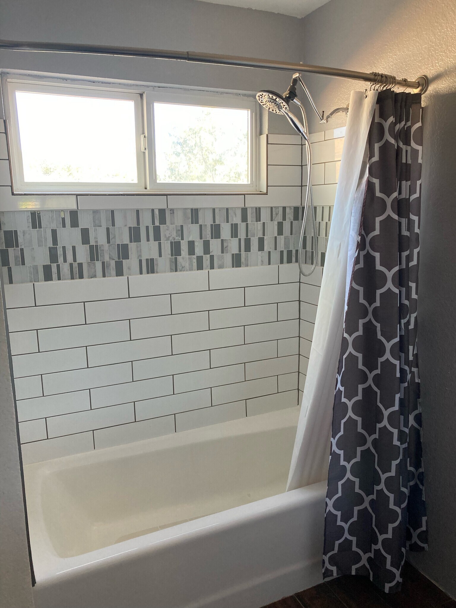 Building Photo - 11112 Calgary Way