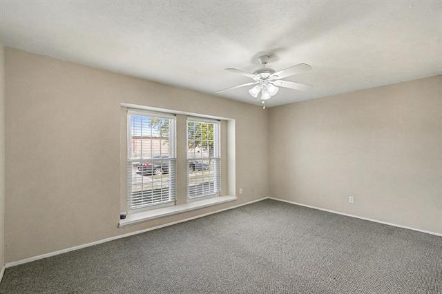 Building Photo - 671 Stonewall Dr