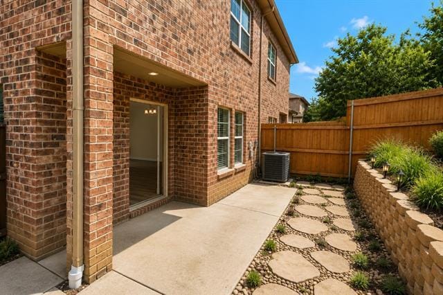 Building Photo - 320 Woodgrove Dr