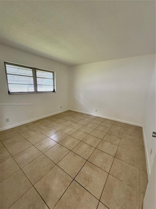 Building Photo - 1701 NW 46th Ave