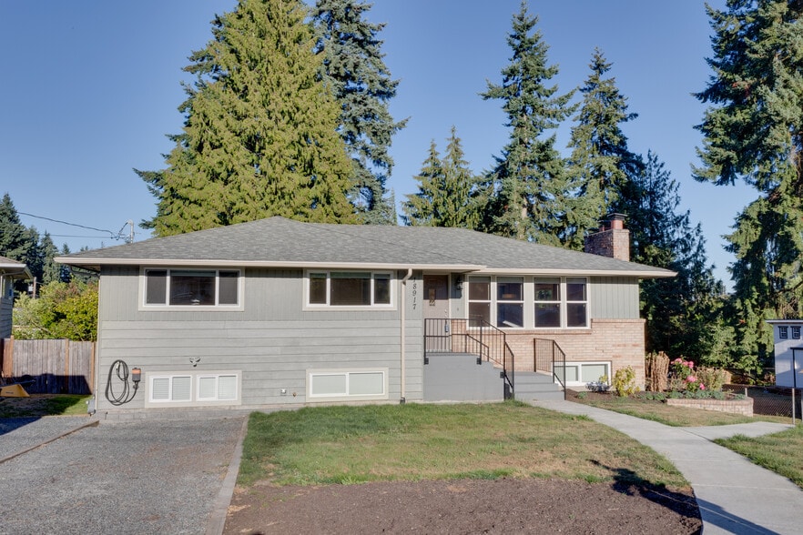 Front of the house on a quiet cul-de-sac. - 18917 66th Pl W