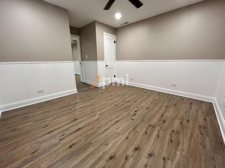 Building Photo - 103 Mc Alpin St