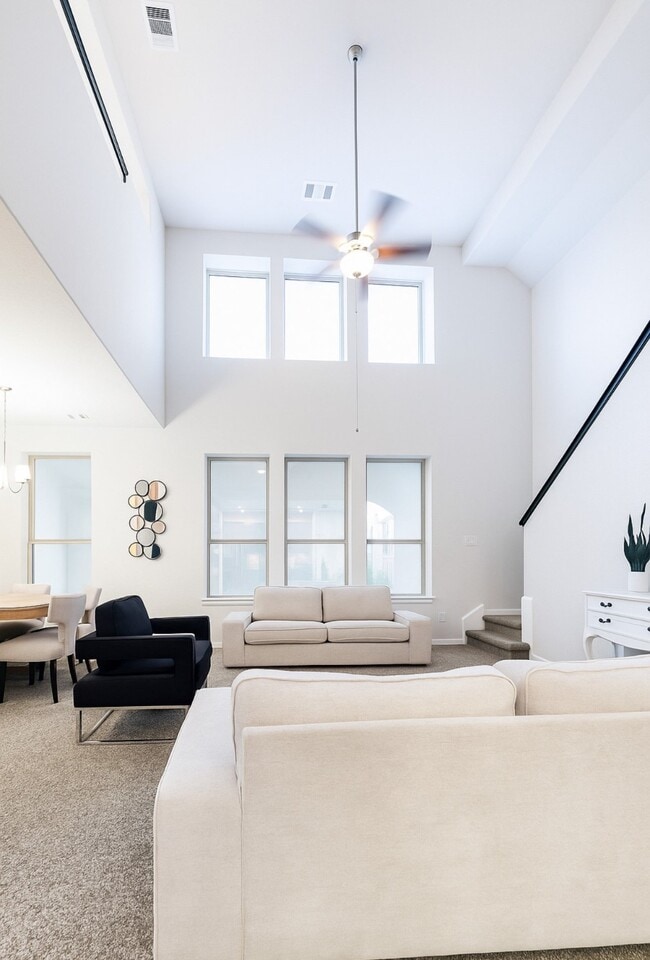 Primary Photo - 14224 Grand Hls Dr