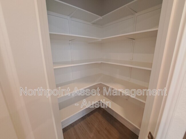 Building Photo - 2544 Four Waters Lp