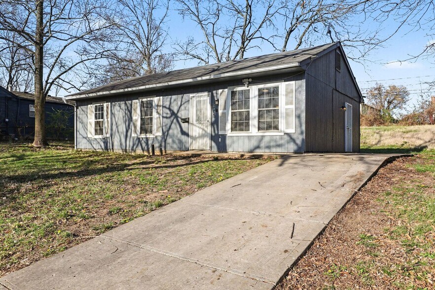 Building Photo - 8024 Montgall Ave