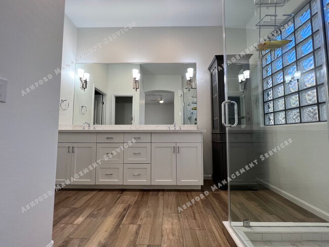 Building Photo - COME HOME TO LUXURY IN GATED GRAYHAWK GOLF...