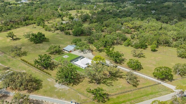 Building Photo - 5450 Old Ranch Rd