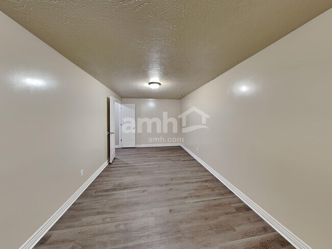 Building Photo - 5129 W Amber Rose Ln