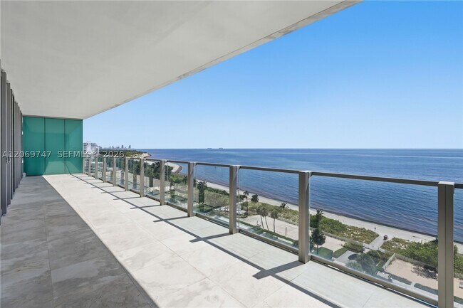 Building Photo - 360 Ocean Dr
