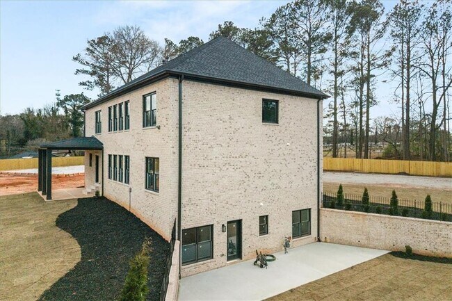 Building Photo - 2895 Jones Mill Rd