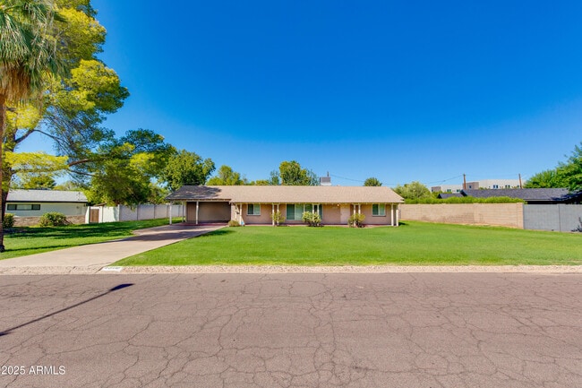 Primary Photo - 4808 N 29th Pl