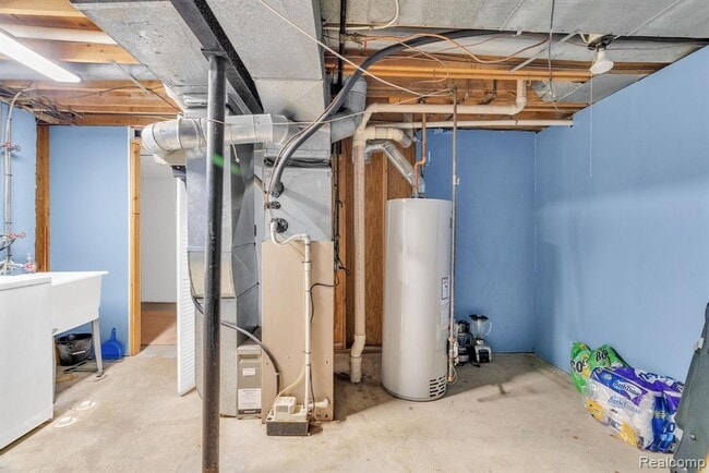 Building Photo - 3170 Woods Cir Dr