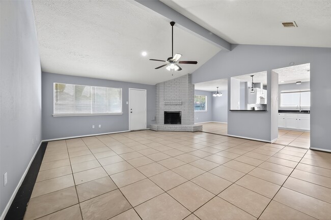 Building Photo - 1842 Freshmeadow Dr