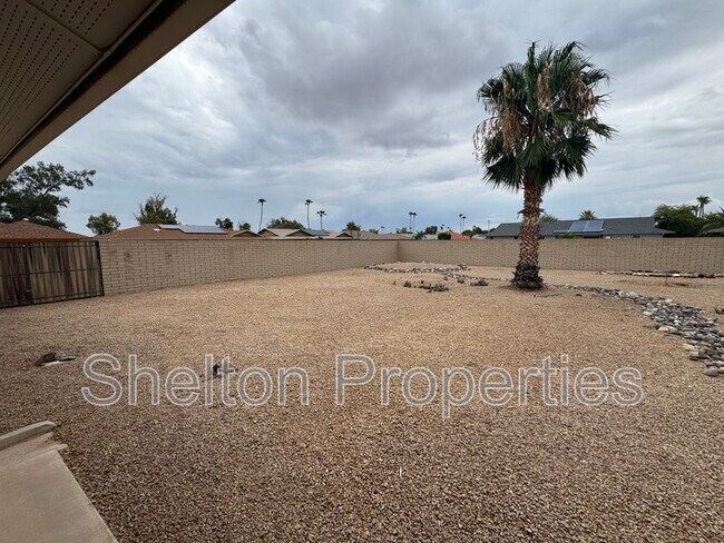 Building Photo - 12503 W Rampart Dr