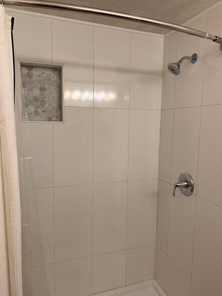 Building Photo - 1200 College Ave