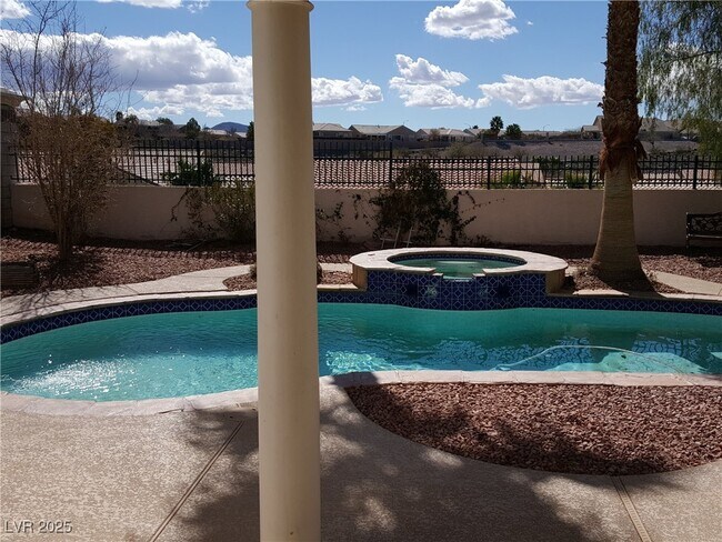 Building Photo - 1589 Sabatini Dr