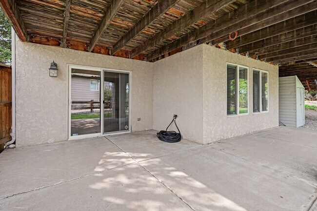 Building Photo - 5525 E Samuel Peak