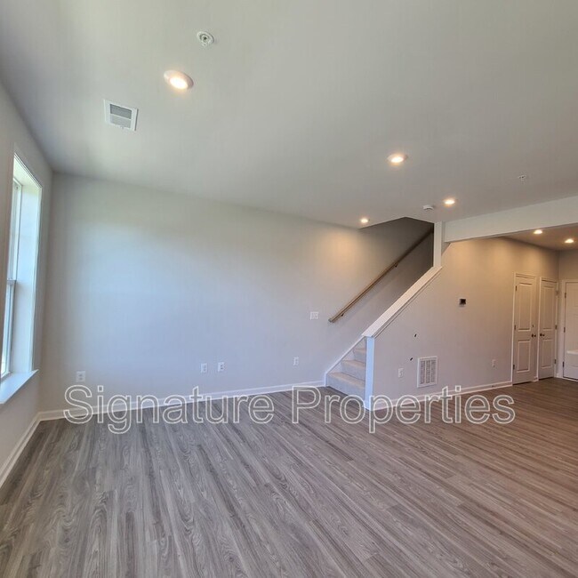 Building Photo - 9278 Magellan Pky