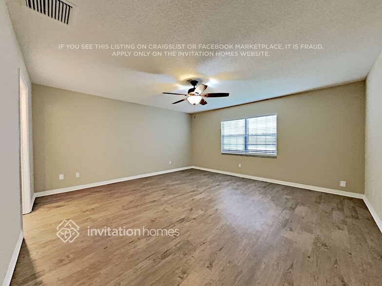 Building Photo - 1449 Lake Marion Dr