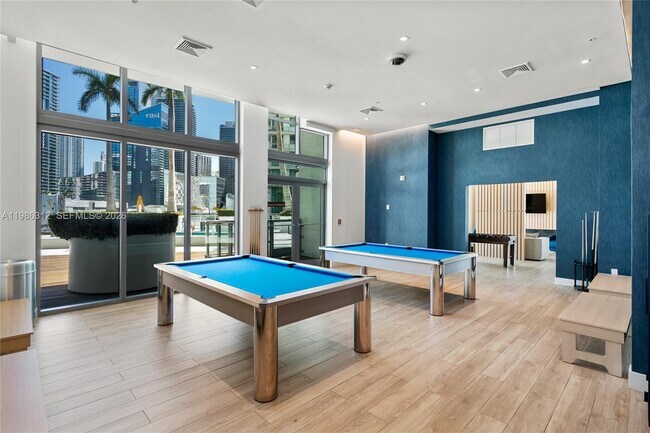 Building Photo - 90 SW 3rd St