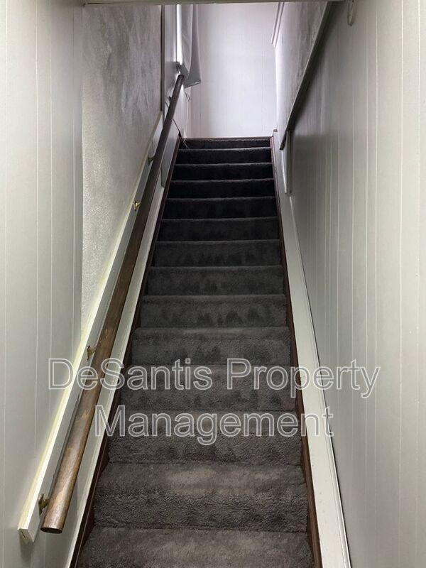 Building Photo - 1632 Steuben St