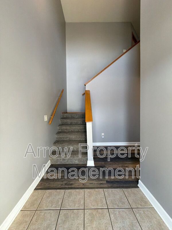 Building Photo - 5749 NW 14th St