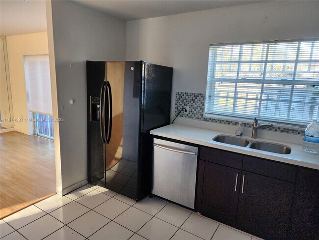 Building Photo - 13433 SW 62nd St