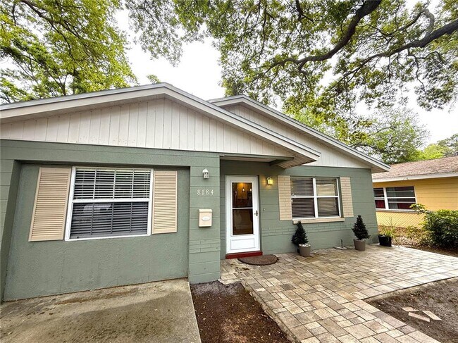 Building Photo - 8184 24th Ave N