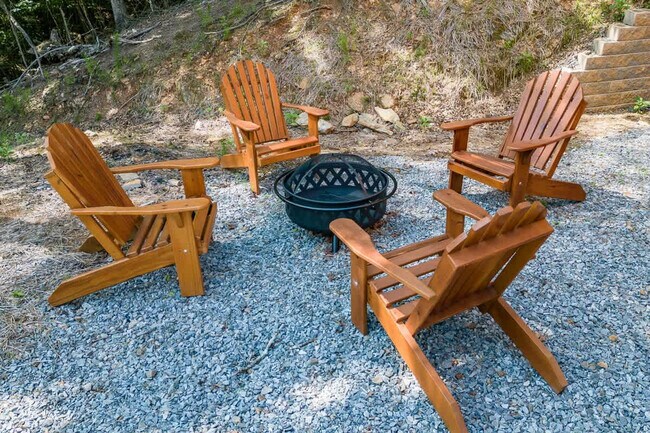 Building Photo - 43 Medina Ct