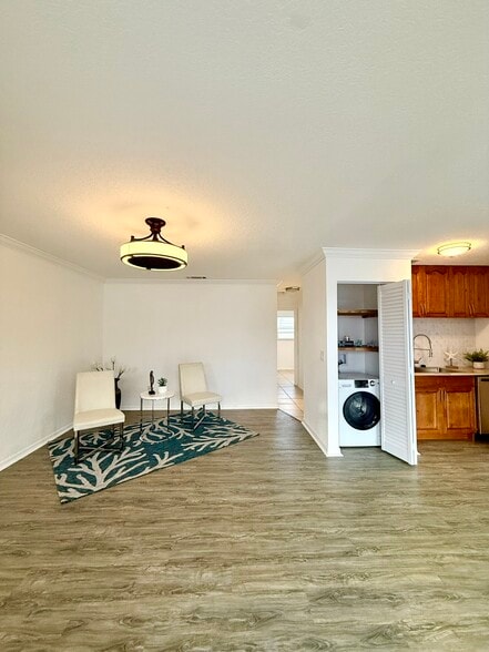 Building Photo - 436 Auburn Dr