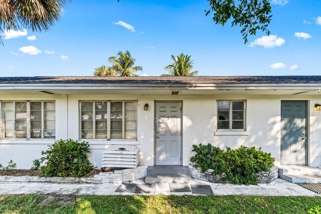 Building Photo - 211 Sunrise Ave