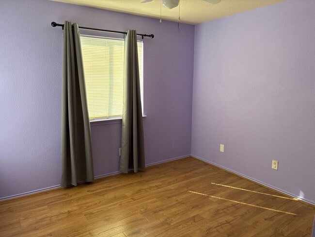 Building Photo - Beautiful 3BR 2BA Home w/ Fenced Backyard • In-Unit Laundry • Attached Garage in Pflugerville