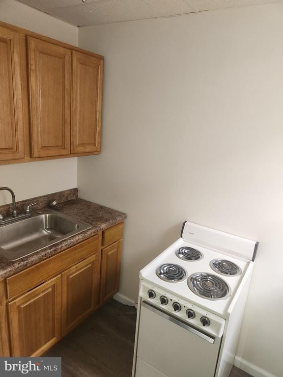 Primary Photo - 5025 Penn St