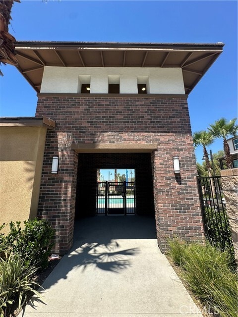 Building Photo - 1460 Stratus Dr